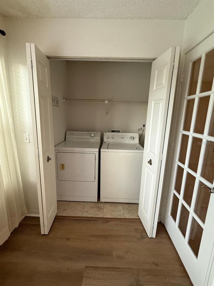 5120 CONROY RD #523, ORLANDO, FL, 32811