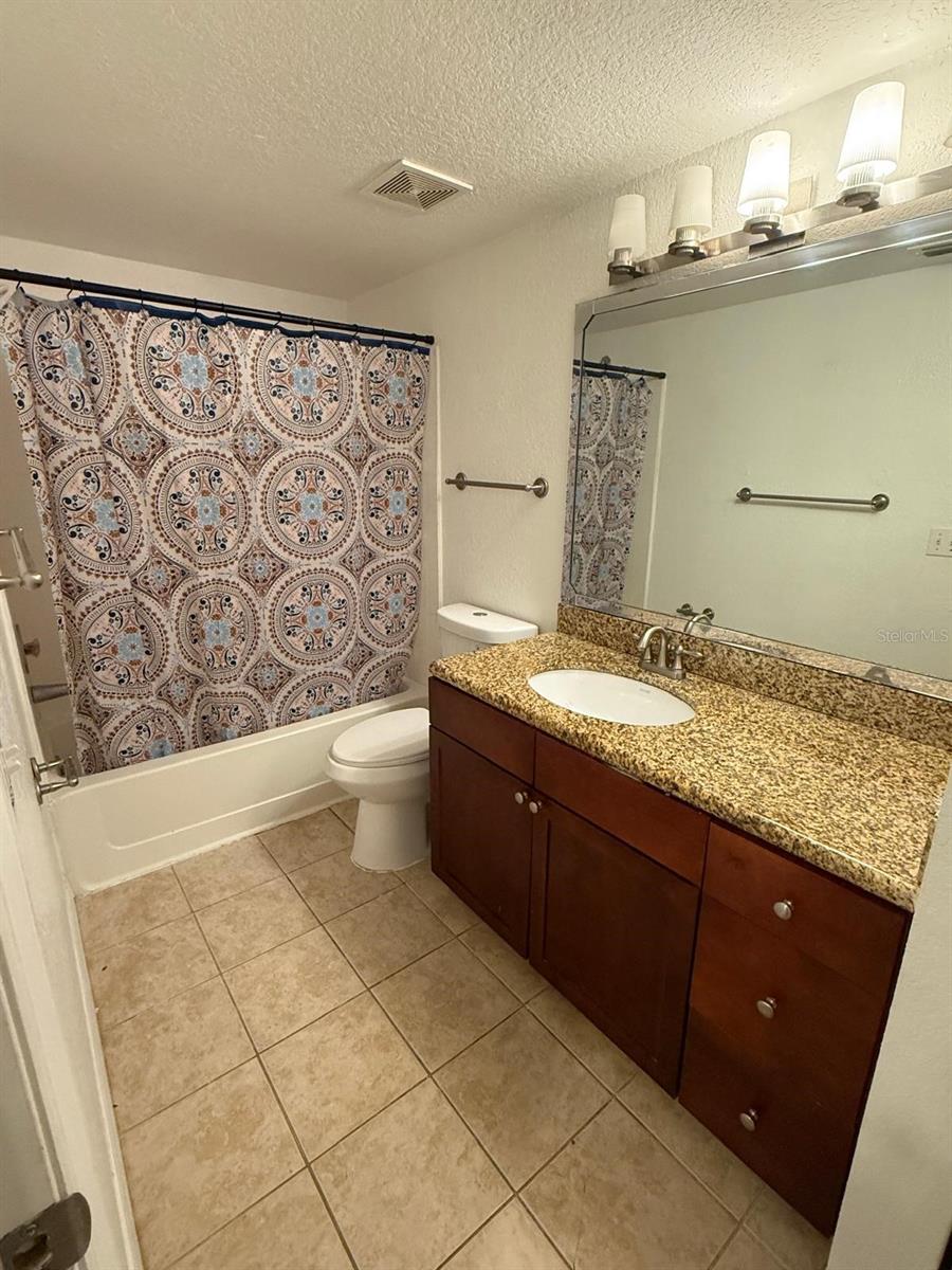 5120 CONROY RD #523, ORLANDO, FL, 32811