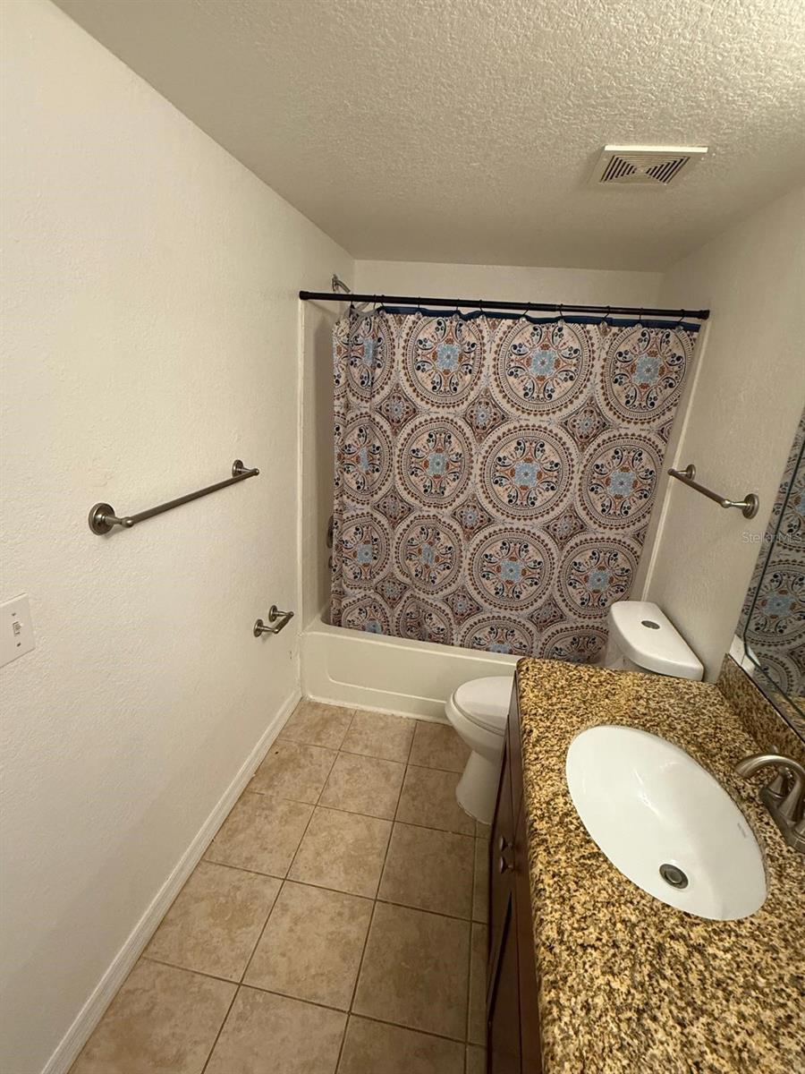 5120 CONROY RD #523, ORLANDO, FL, 32811