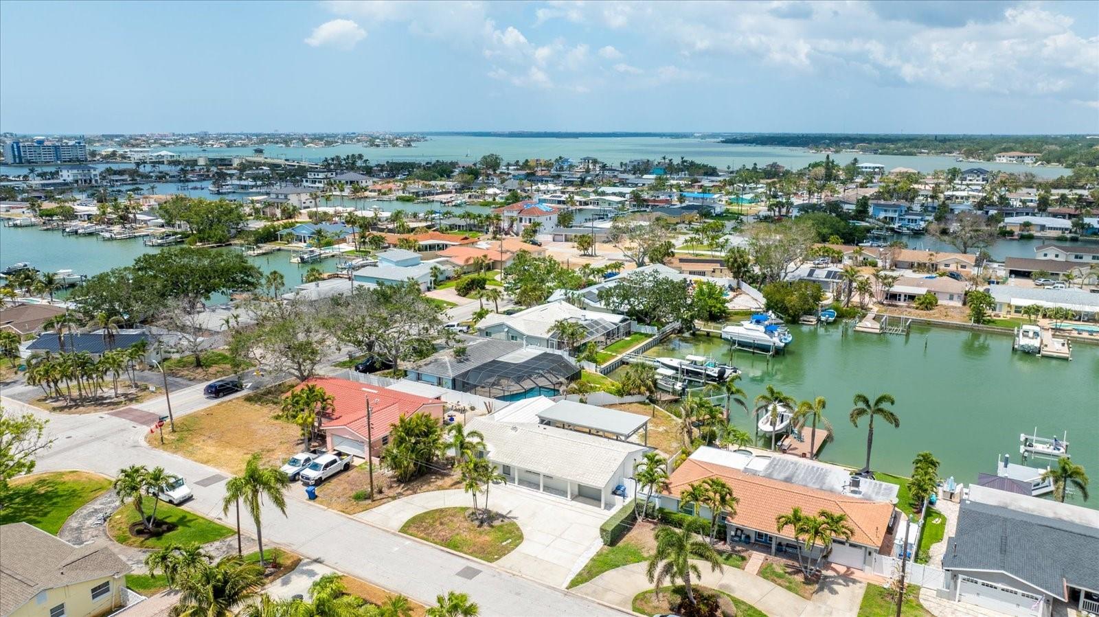 7889 3RD AVE S, ST PETERSBURG, FL, 33707