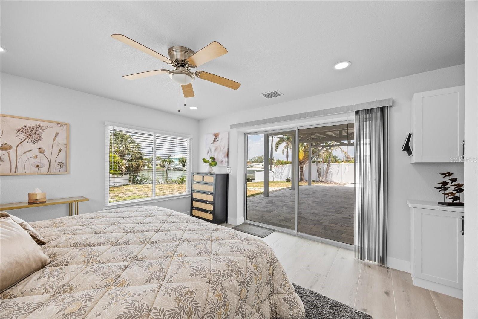 7889 3RD AVE S, ST PETERSBURG, FL, 33707