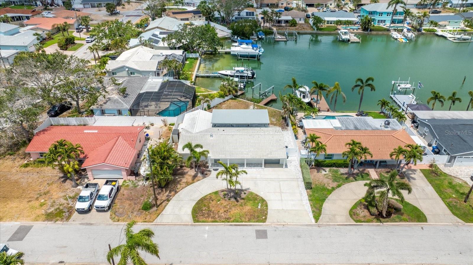 7889 3RD AVE S, ST PETERSBURG, FL, 33707