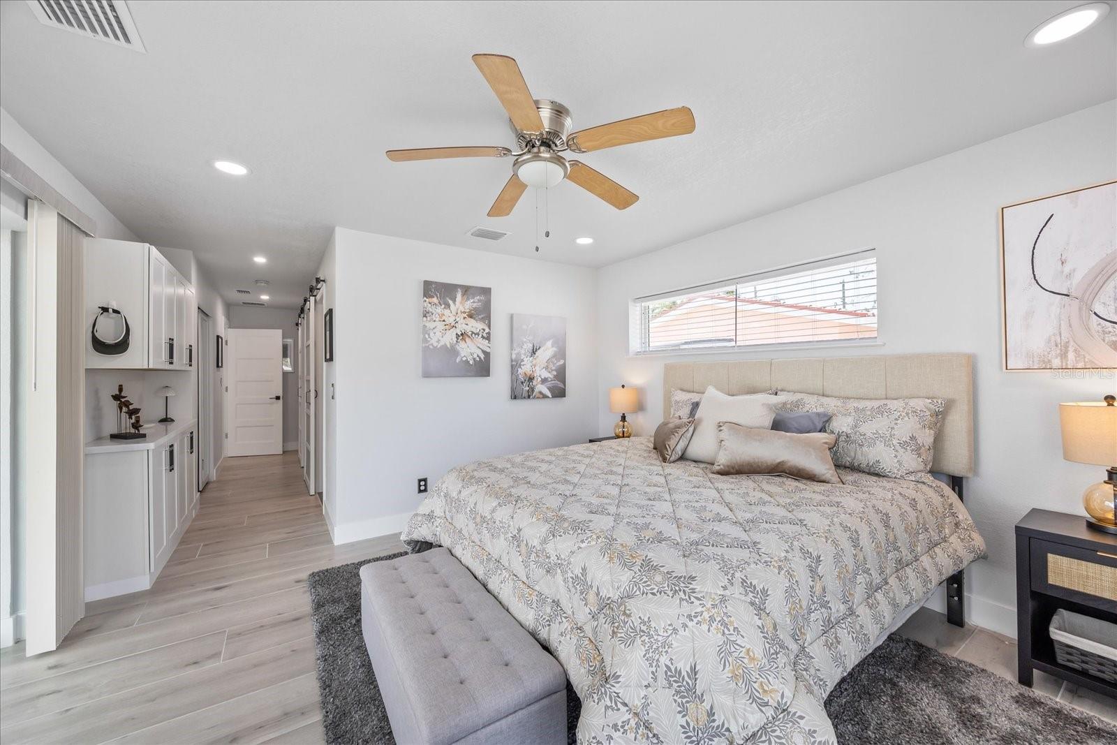 7889 3RD AVE S, ST PETERSBURG, FL, 33707