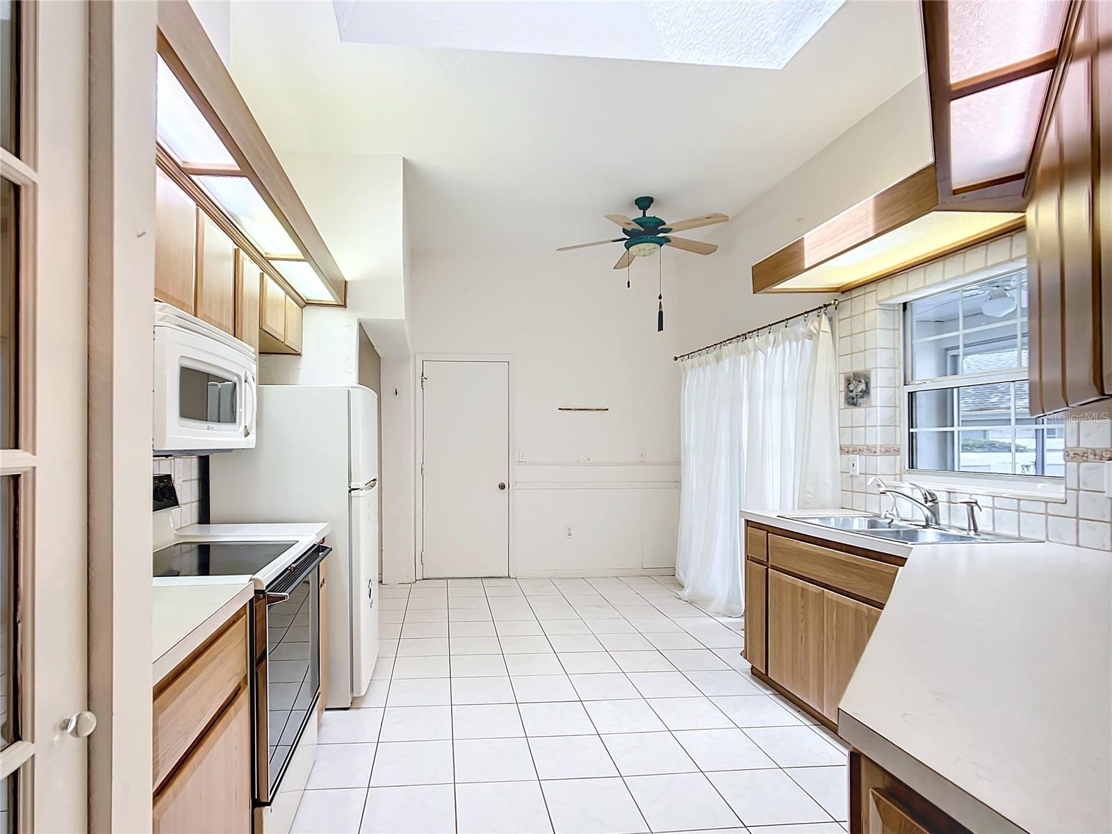 8051 SW 115 LOOP, OCALA, FL, 34481