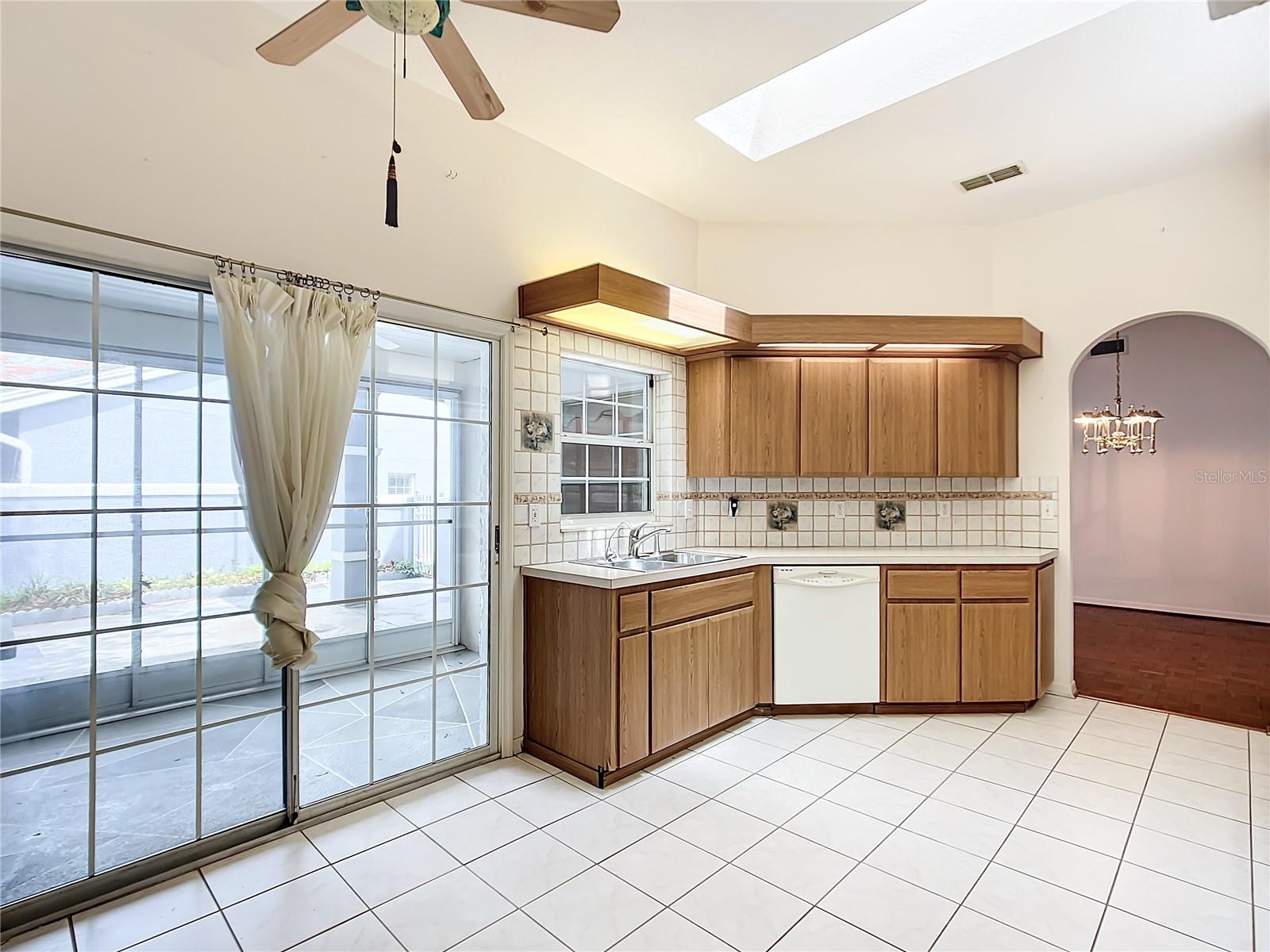 8051 SW 115 LOOP, OCALA, FL, 34481