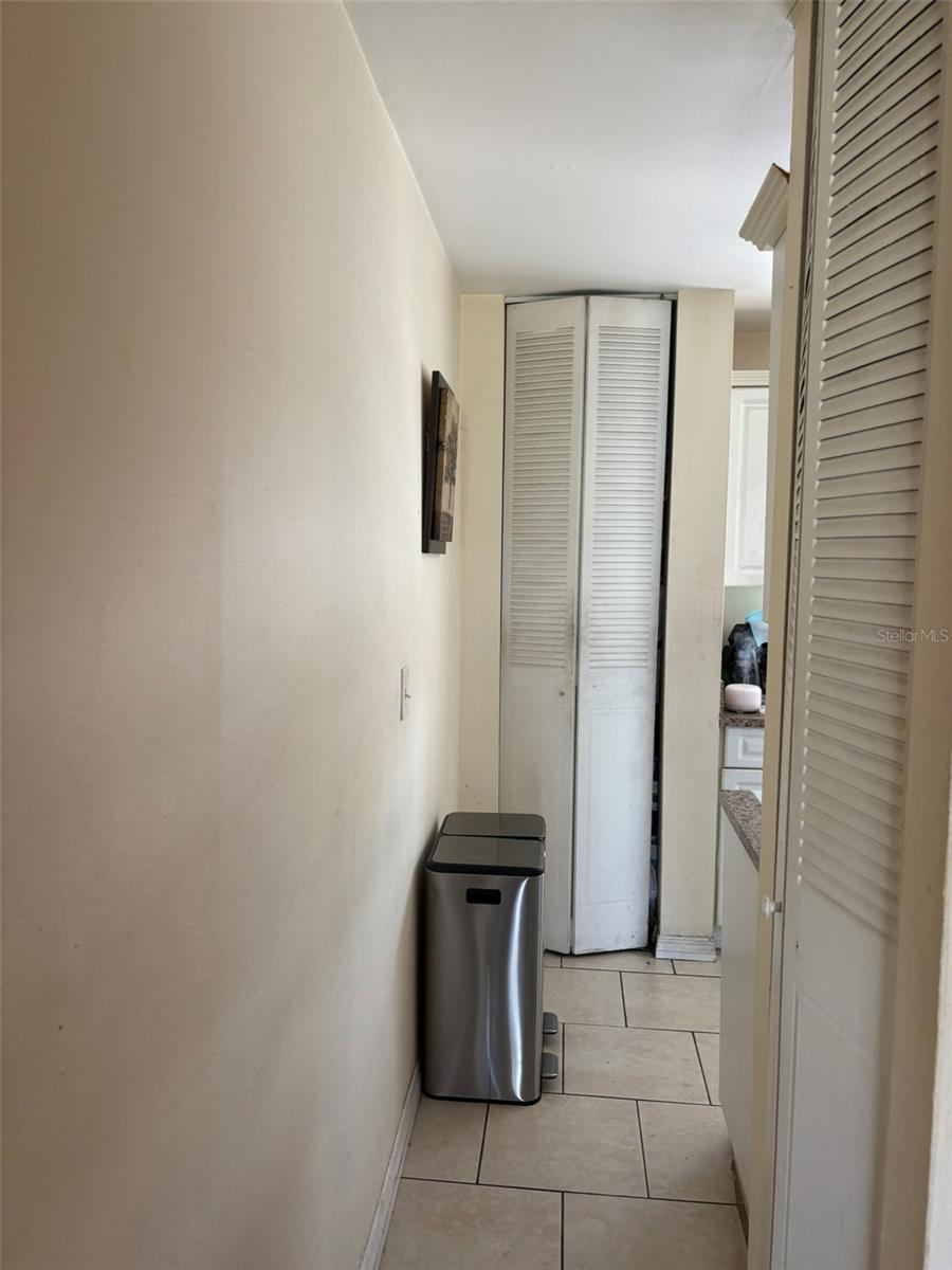 3206 W AZEELE ST #218, TAMPA, FL, 33609