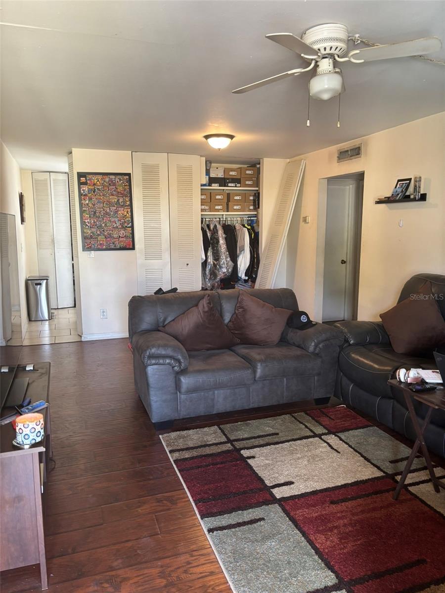 3206 W AZEELE ST #218, TAMPA, FL, 33609