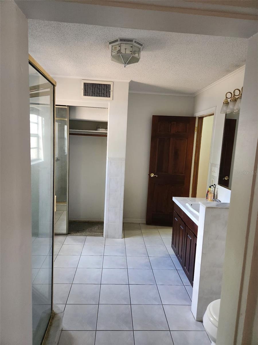 6012 FROND WAY, APOLLO BEACH, FL, 33572