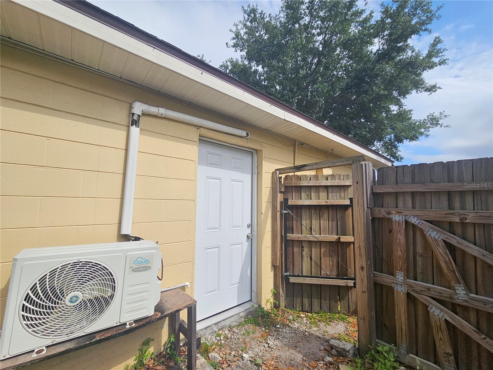 155 TOLUCA DR, KISSIMMEE, FL, 34743