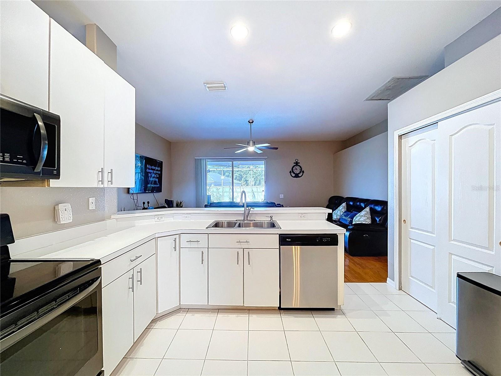 25317 CONESTOGA DR, LAND O LAKES, FL, 34639