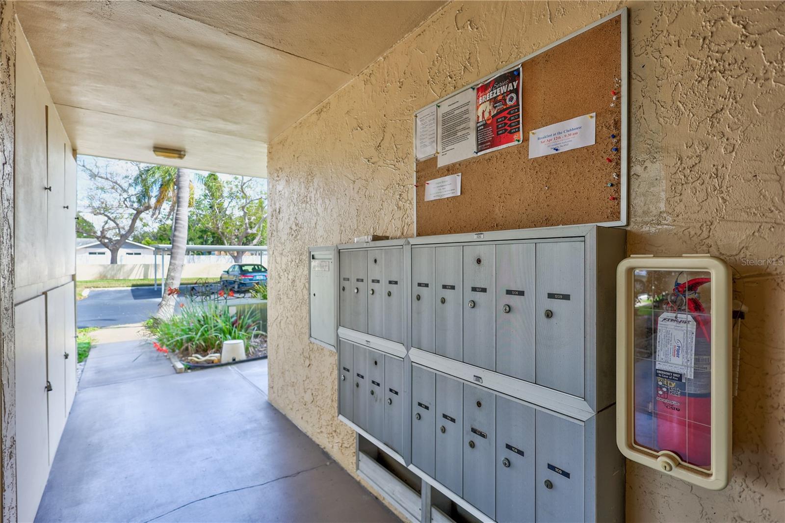 12300 VONN RD #1102, LARGO, FL, 33774