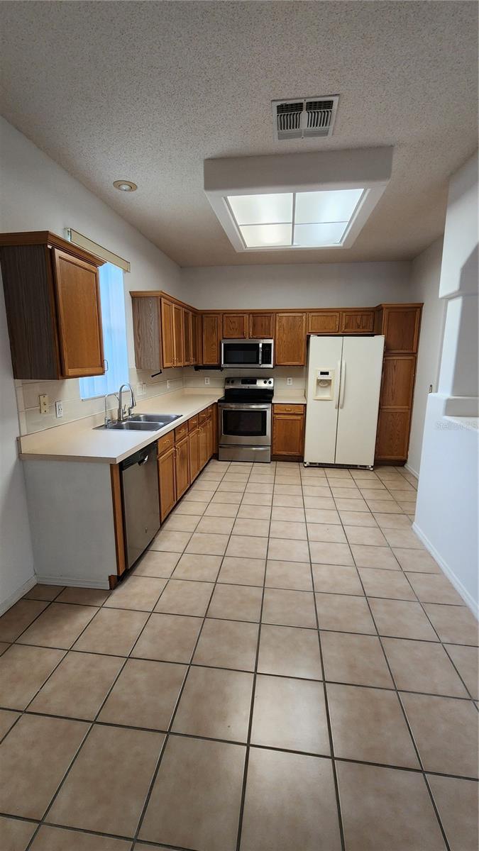 14900 INDIGO LAKE DR, ORLANDO, FL, 32824