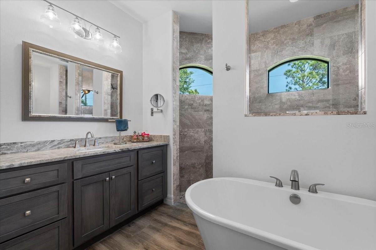 13443 BOABADILLA LN, PORT CHARLOTTE, FL, 33981