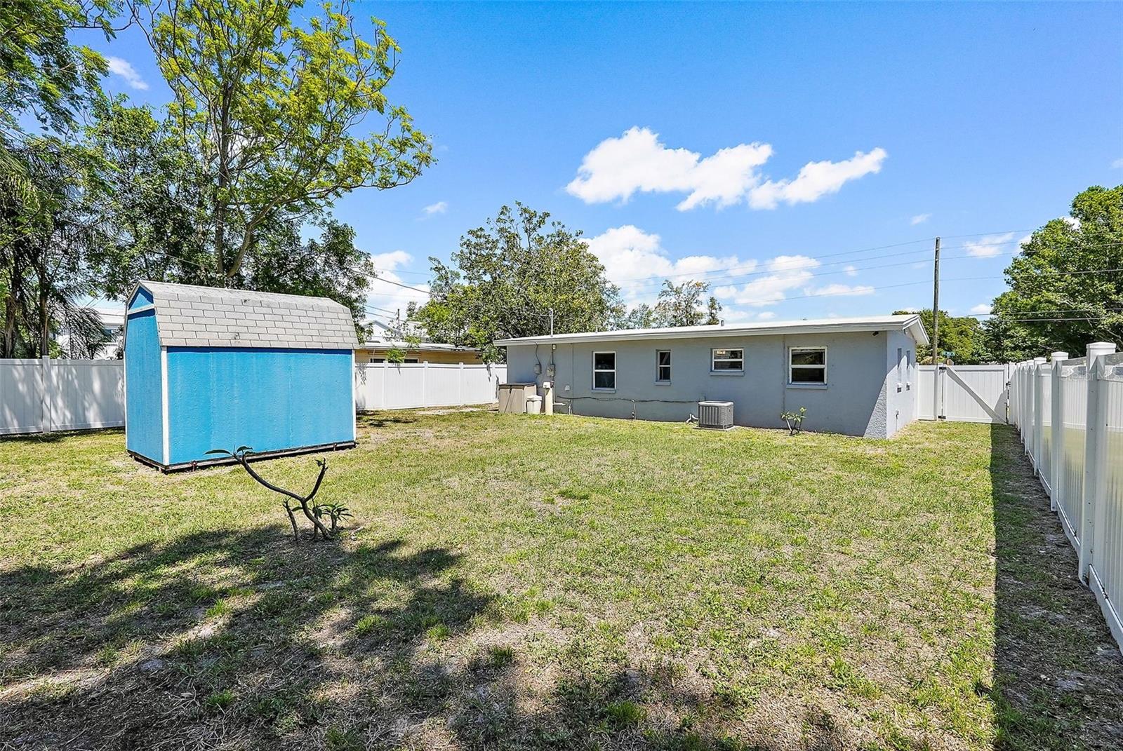 9578 88TH WAY, SEMINOLE, FL, 33777