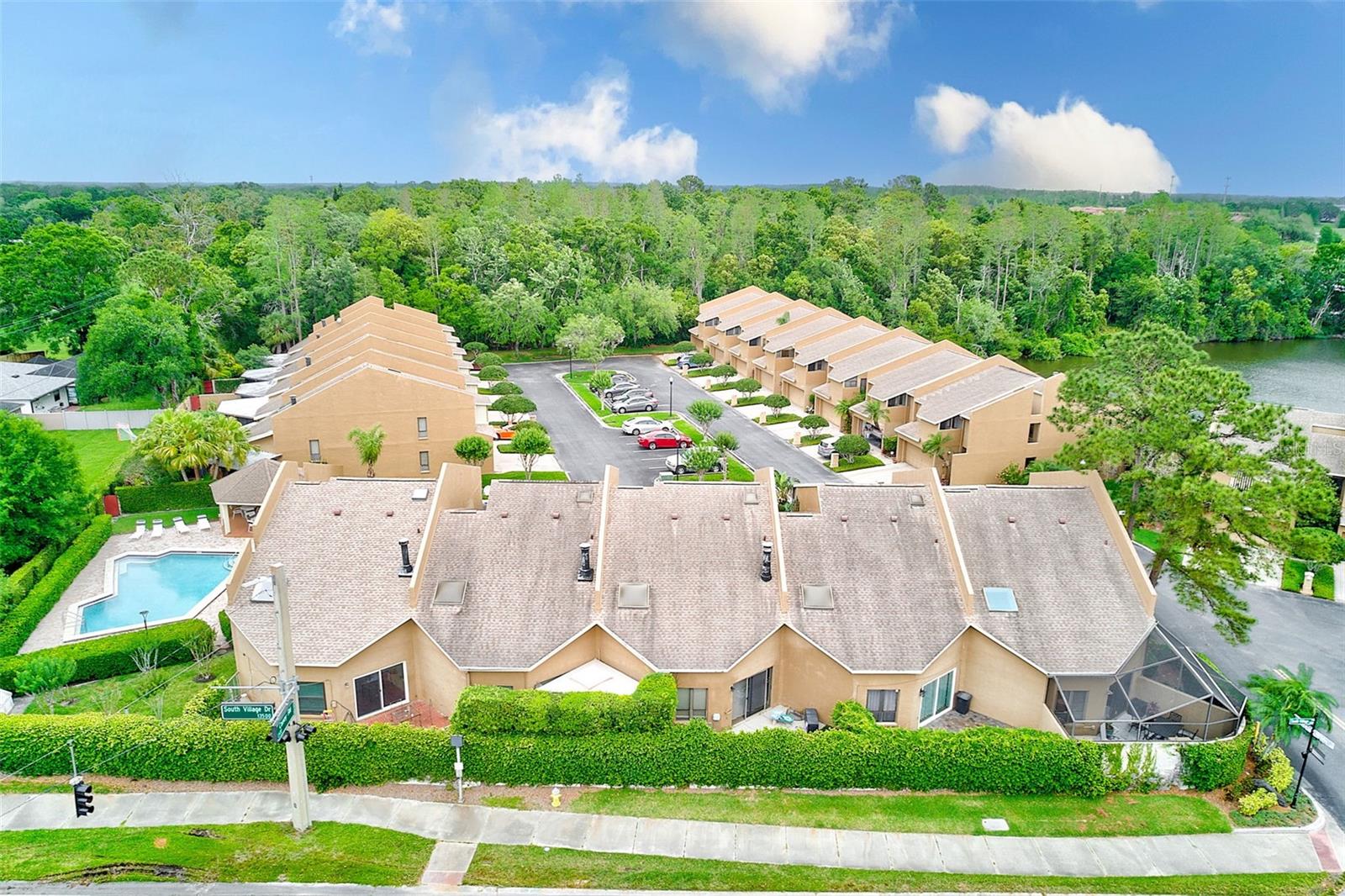 4212 MILL VALLEY CT, TAMPA, FL, 33618