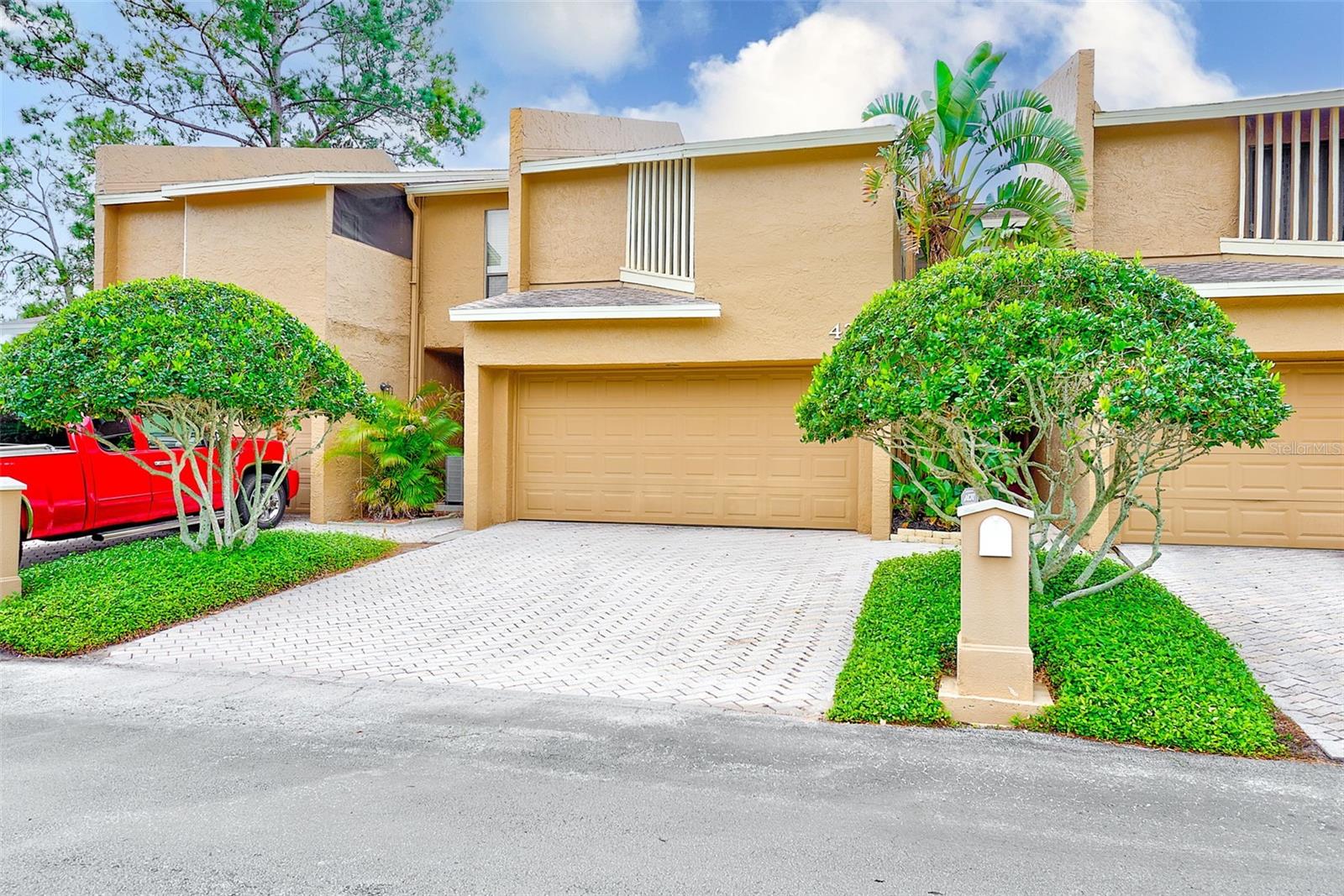 4212 MILL VALLEY CT, TAMPA, FL, 33618