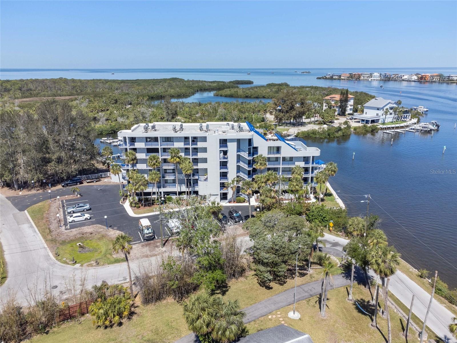 4823 EBBTIDE LN #304, PORT RICHEY, FL, 34668