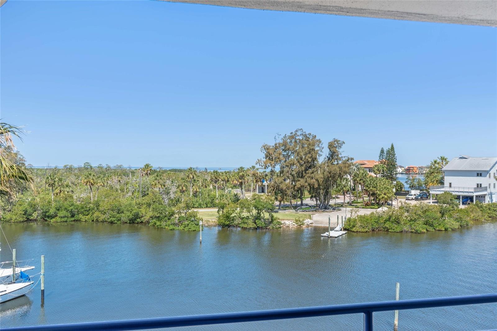 4823 EBBTIDE LN #304, PORT RICHEY, FL, 34668