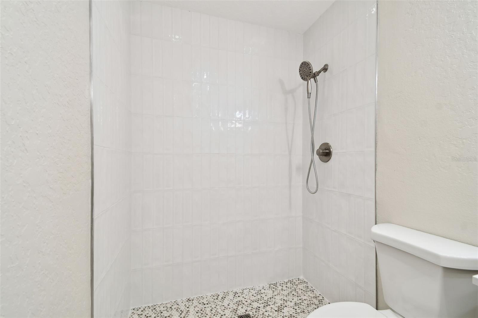 2650 COUNTRYSIDE BLVD #B-110, CLEARWATER, FL, 33761