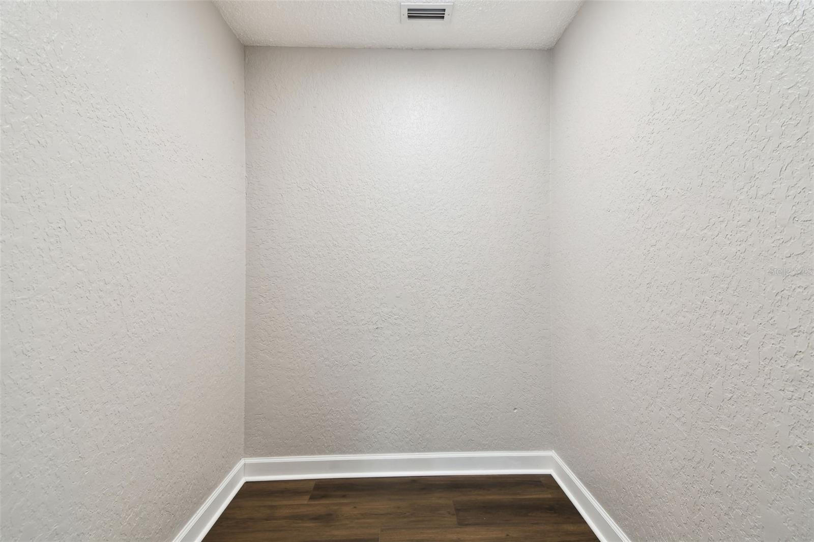 2650 COUNTRYSIDE BLVD #B-110, CLEARWATER, FL, 33761