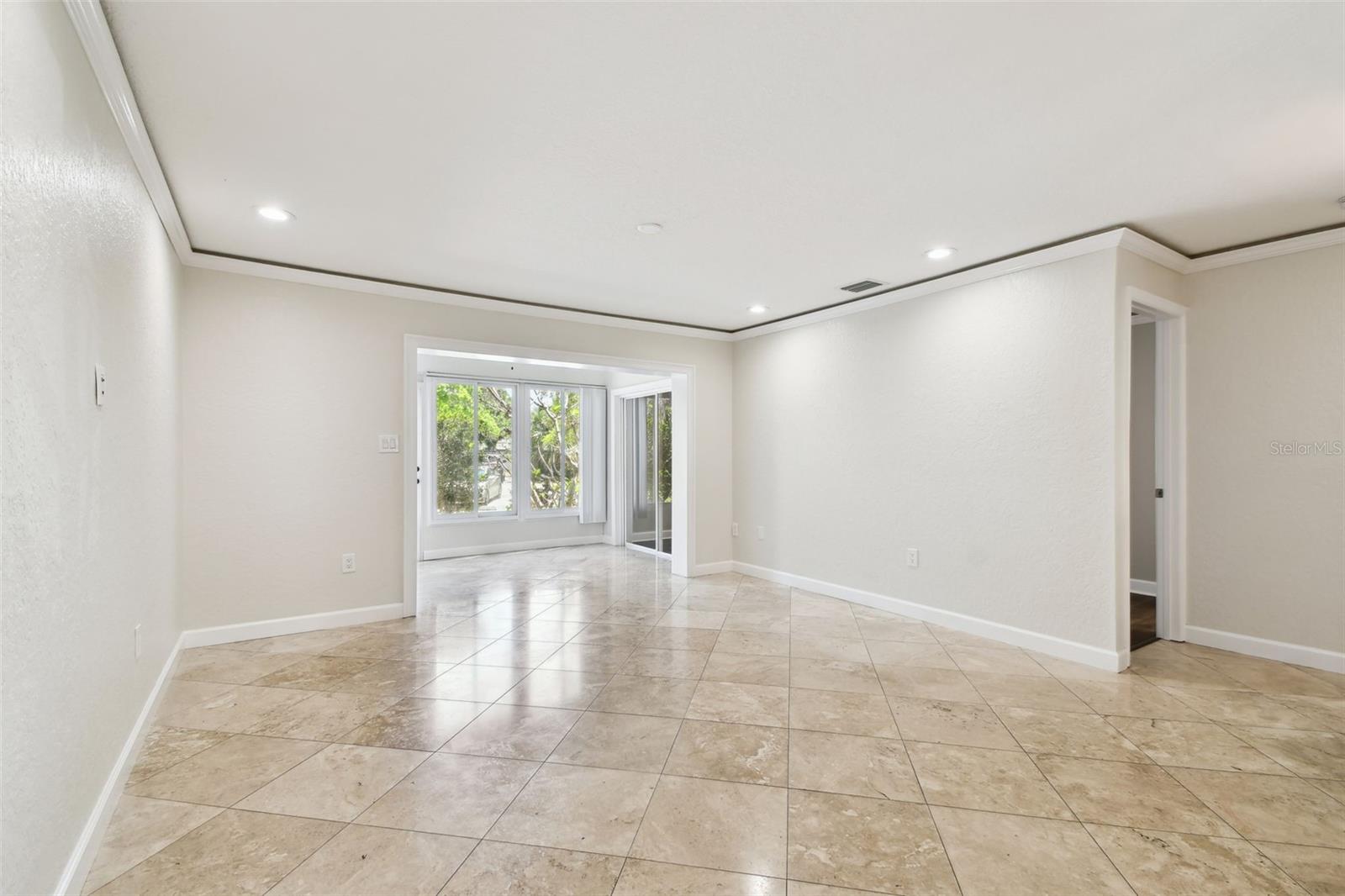 2650 COUNTRYSIDE BLVD #B-110, CLEARWATER, FL, 33761