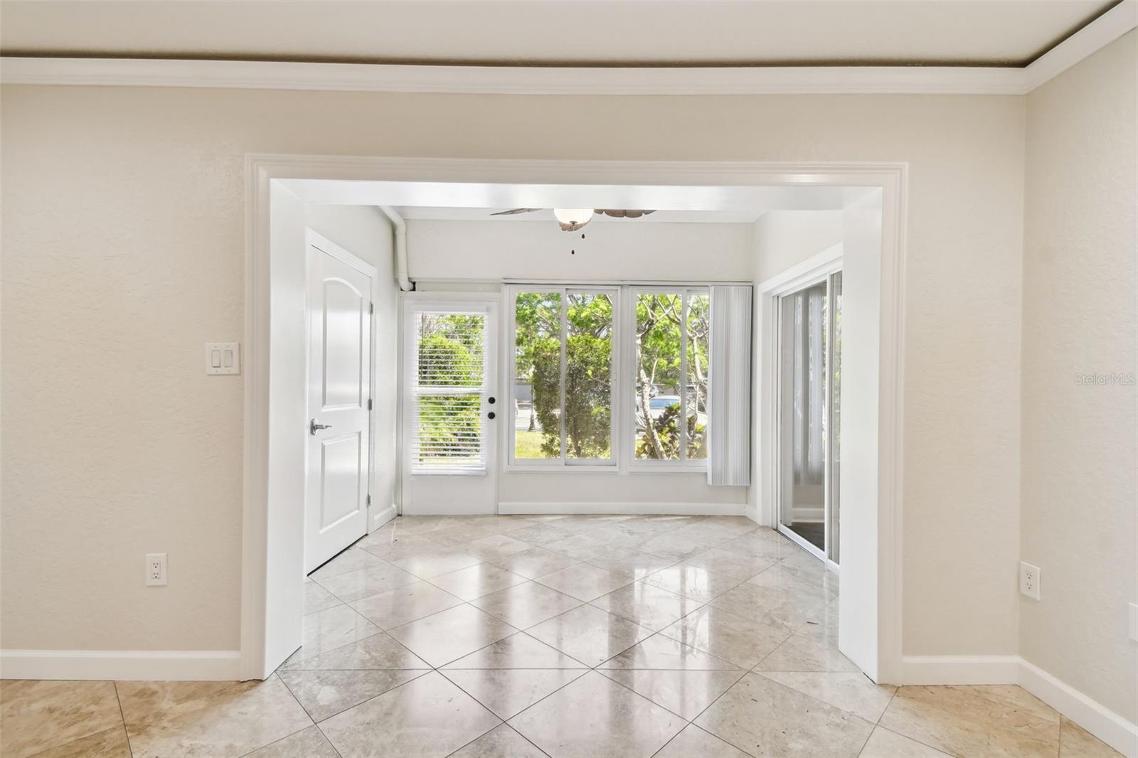 2650 COUNTRYSIDE BLVD #B-110, CLEARWATER, FL, 33761