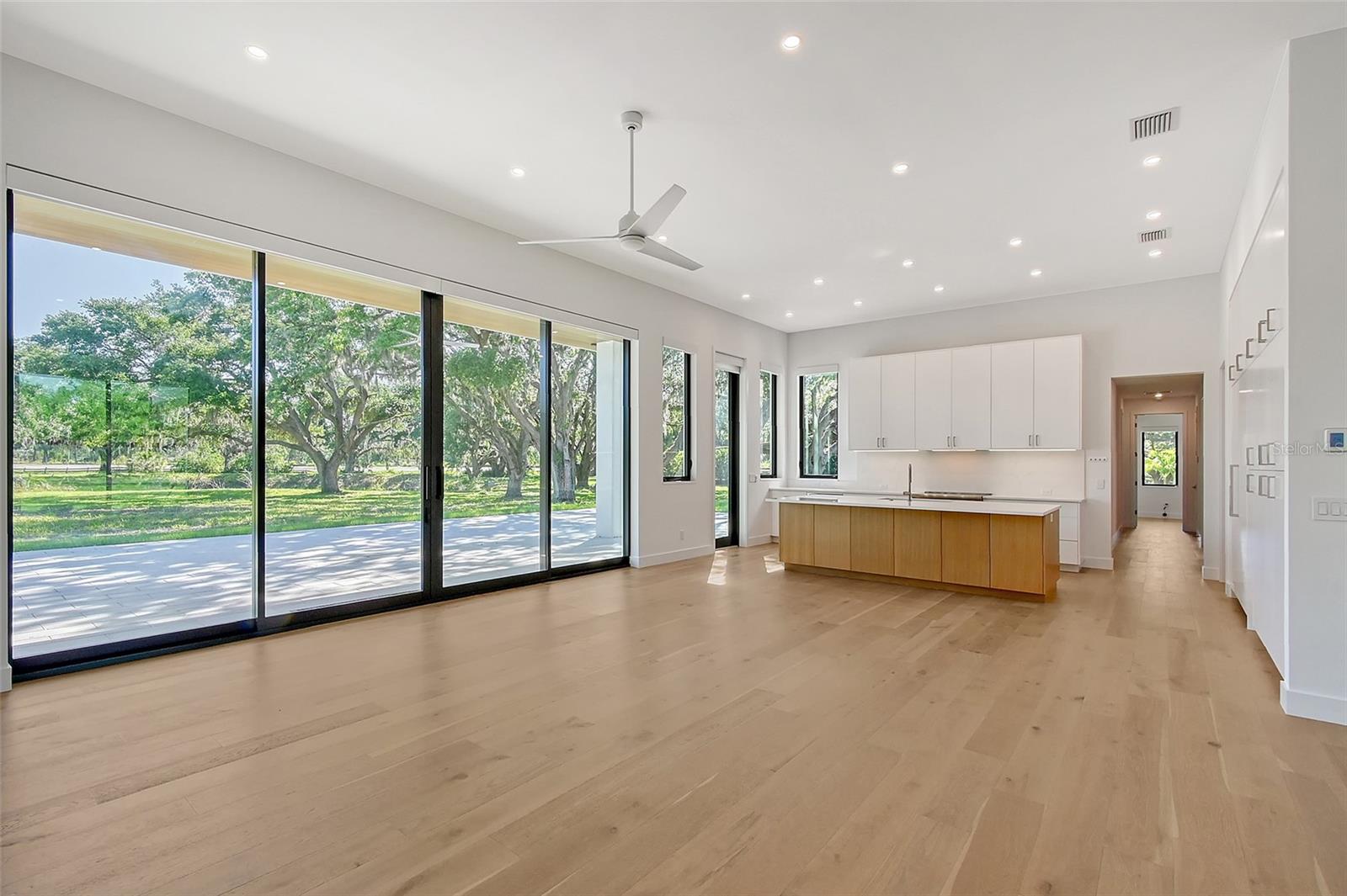 A4648172 Property Photo