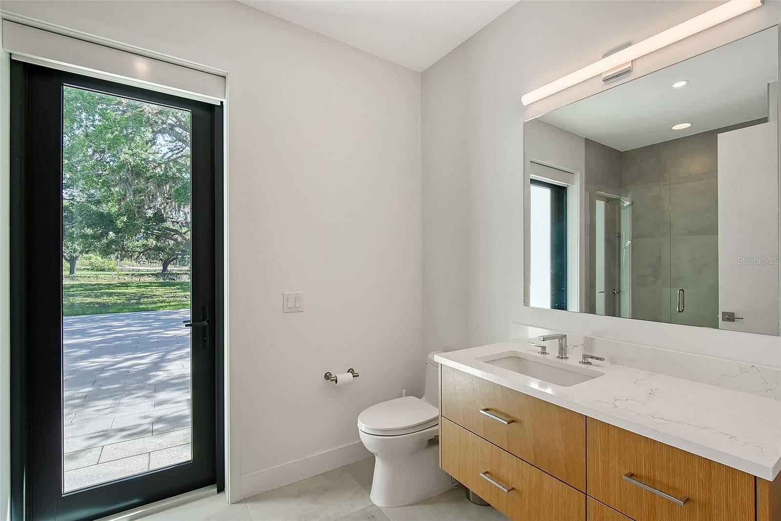 A4648172 Property Photo