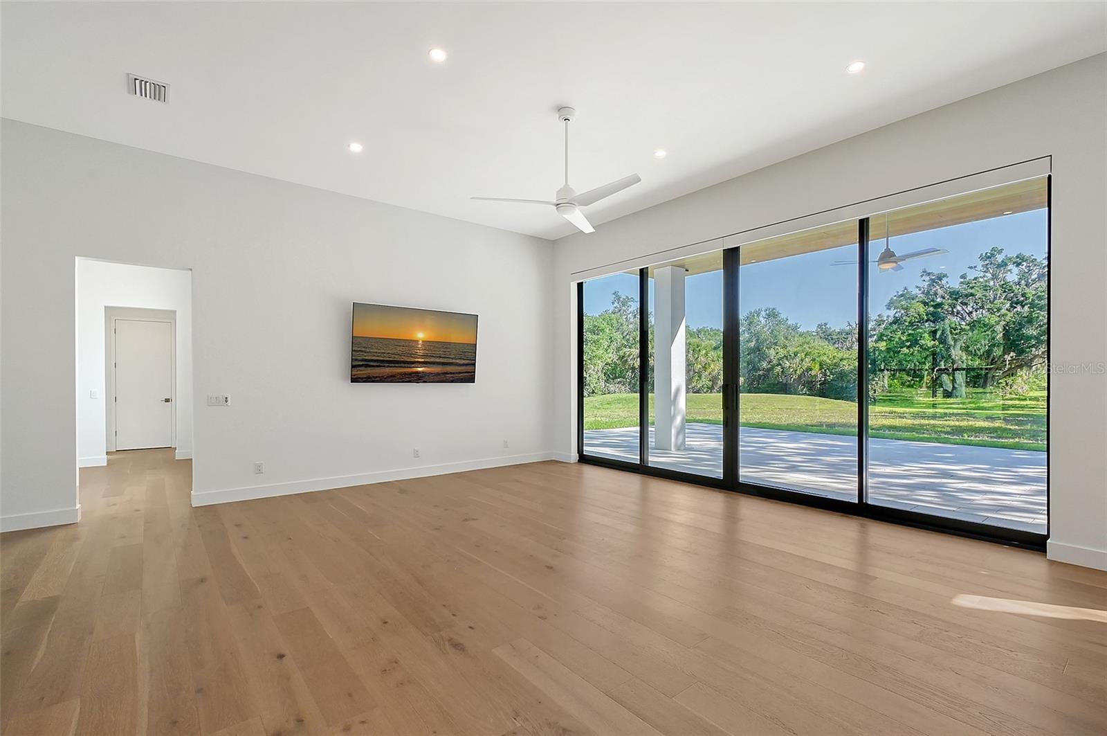 A4648172 Property Photo