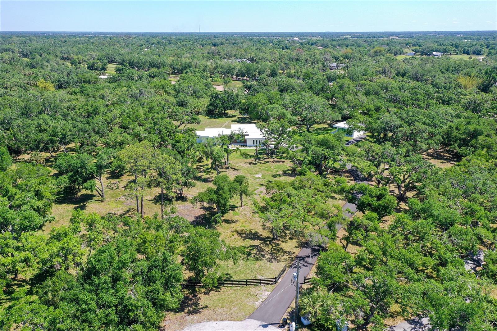 A4648172 Property Photo