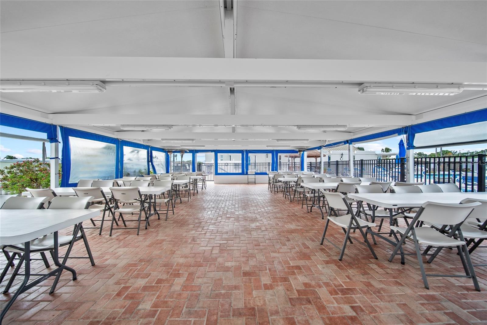 TB8372314 Property Photo