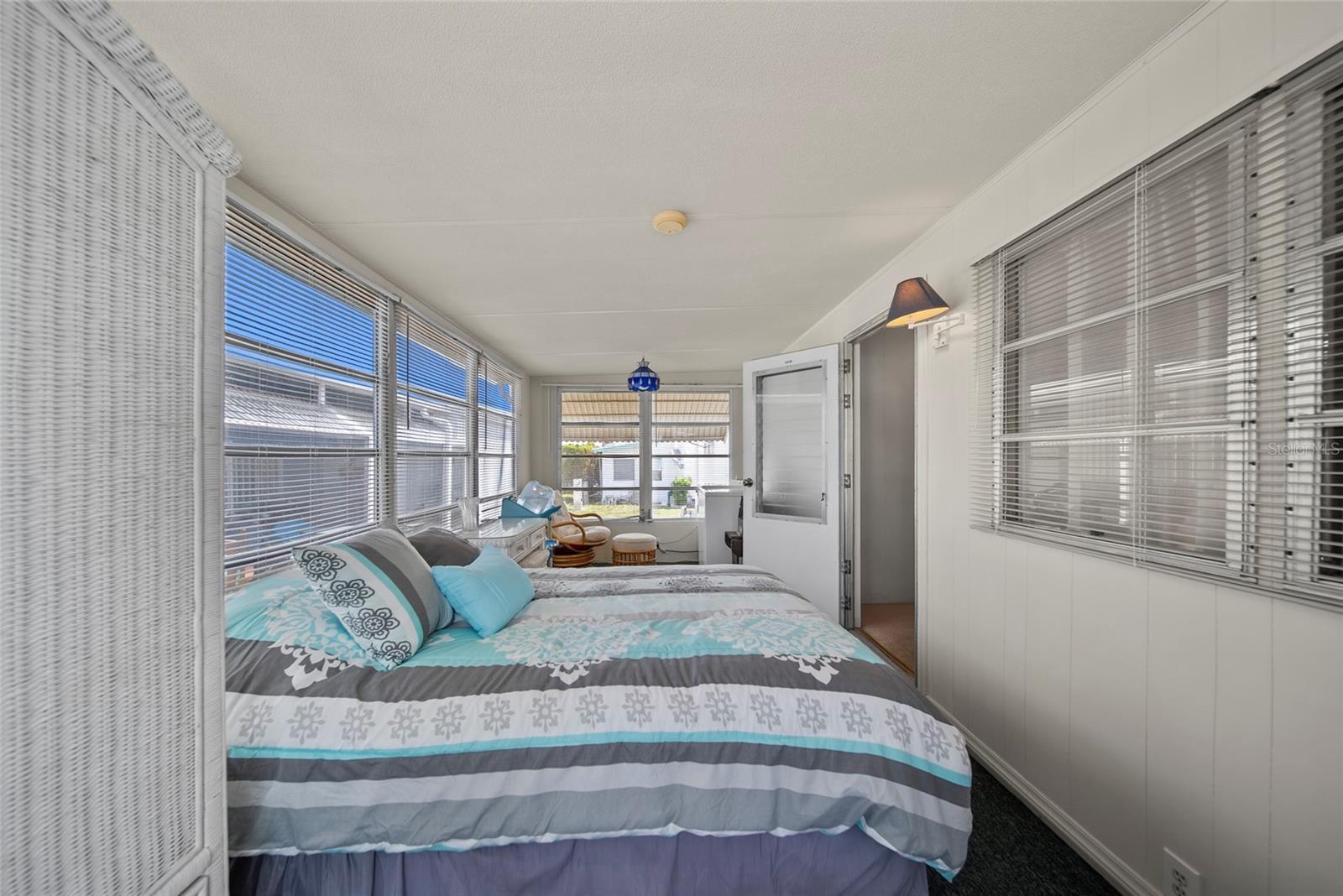 TB8372314 Property Photo