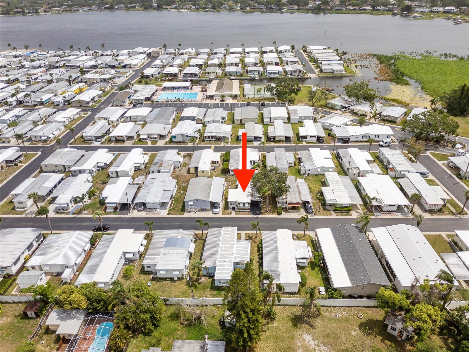 TB8372314 Property Photo