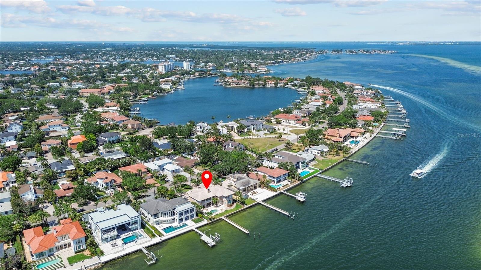 TB8372318 Property Photo