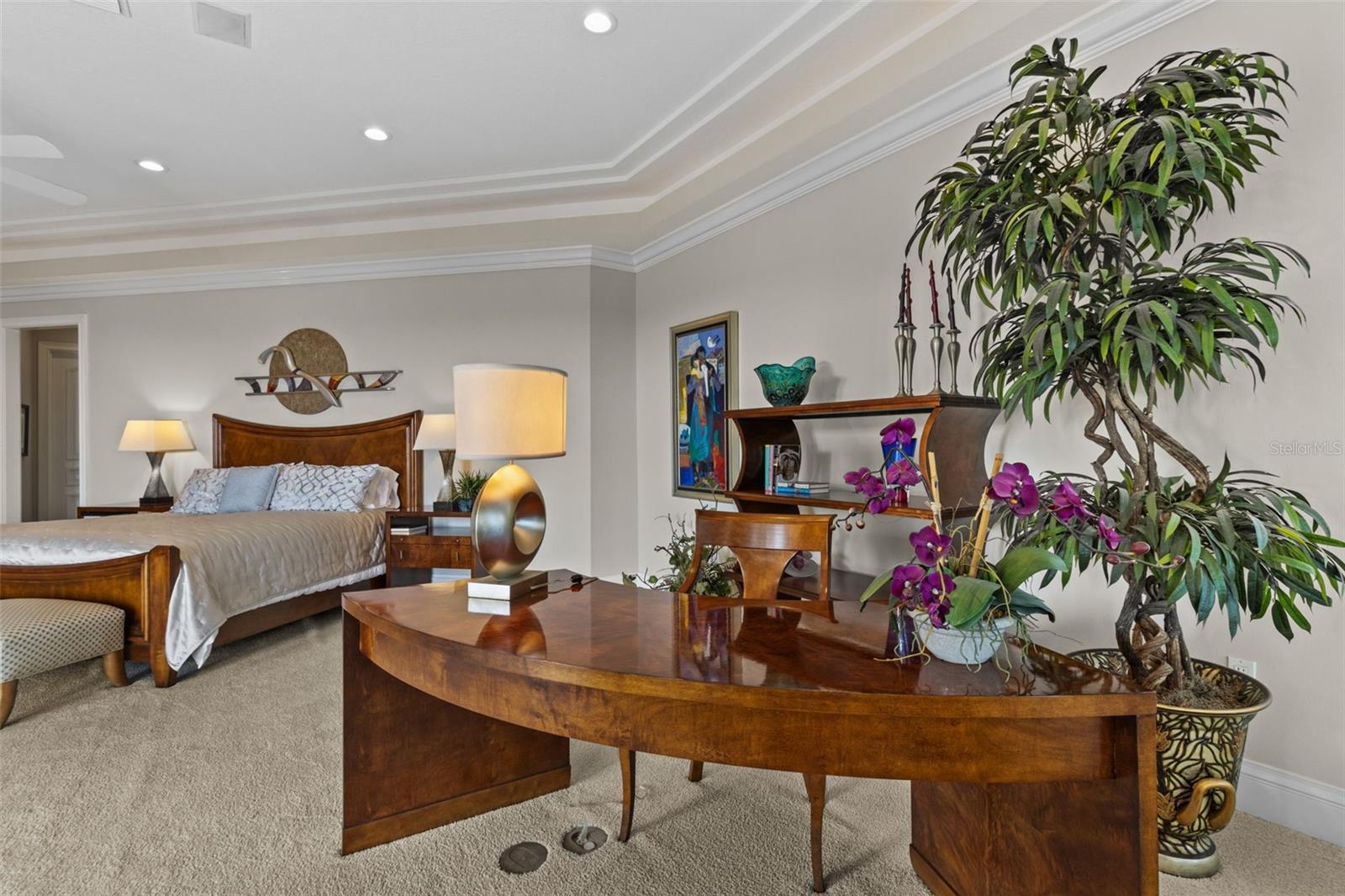 TB8372318 Property Photo