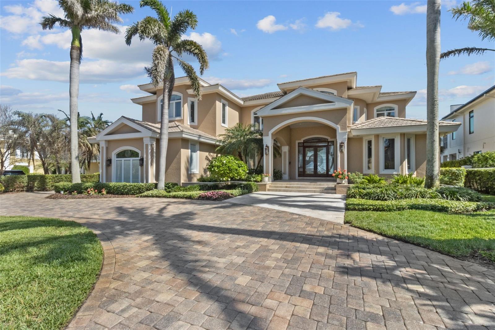 TB8372318 Property Photo