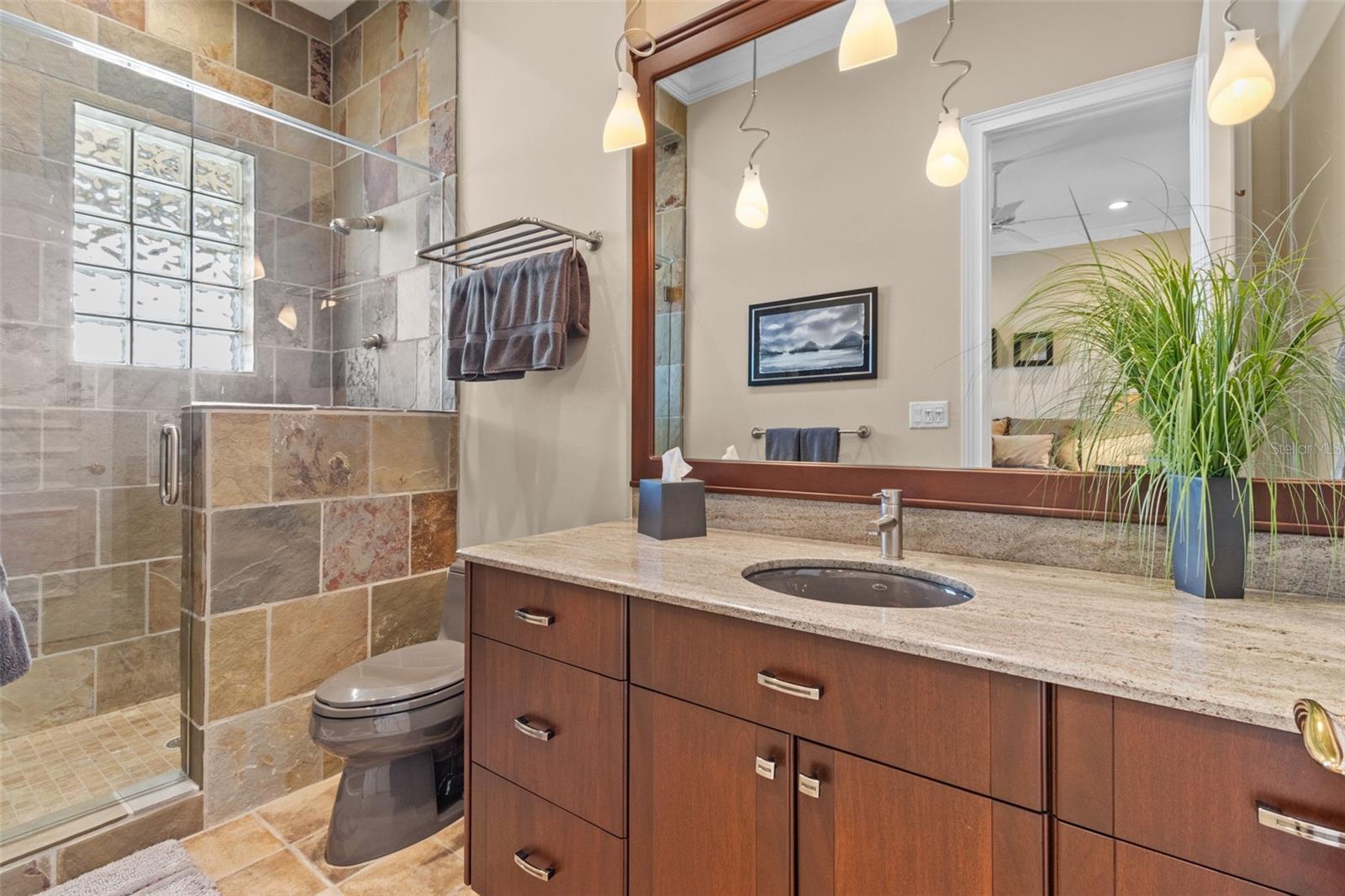 TB8372318 Property Photo