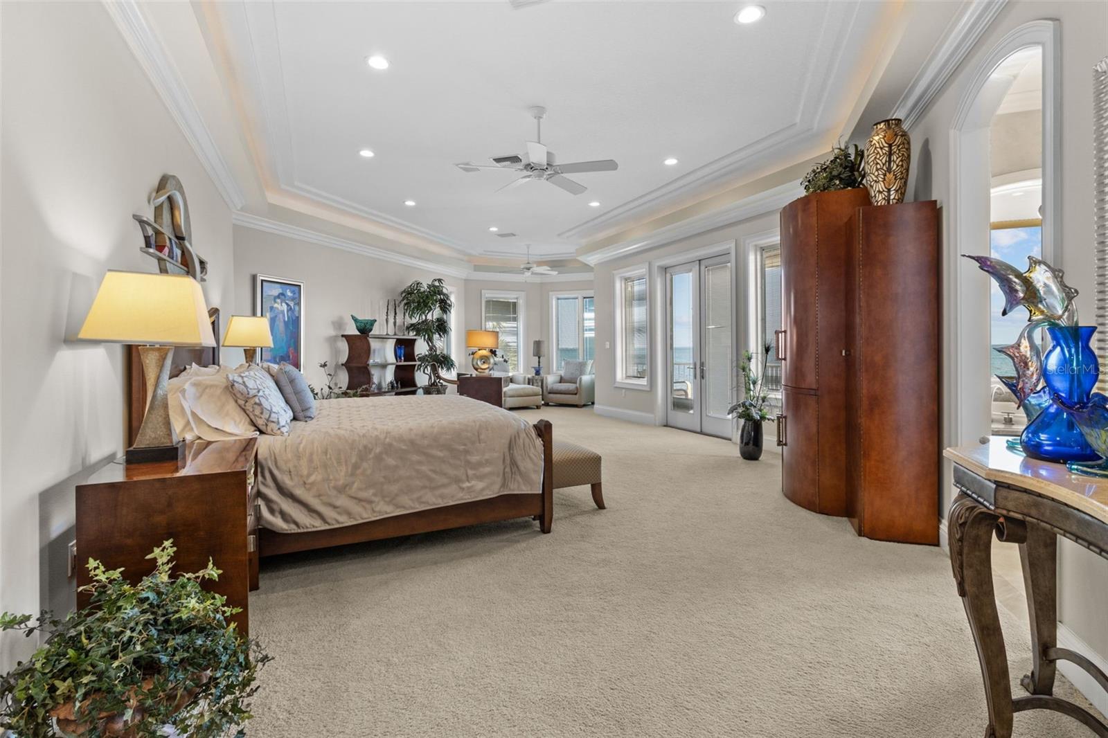 TB8372318 Property Photo