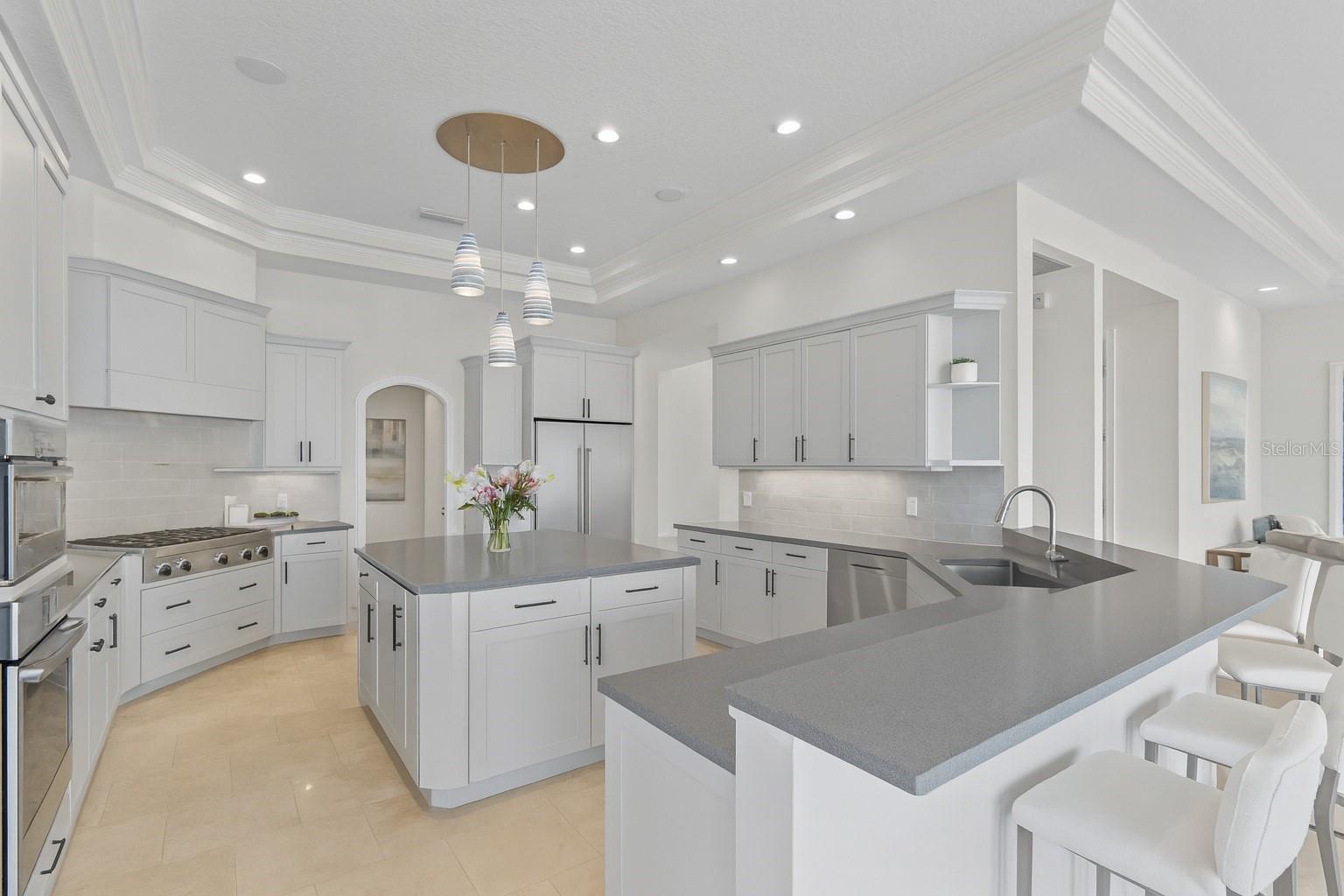 TB8372318 Property Photo