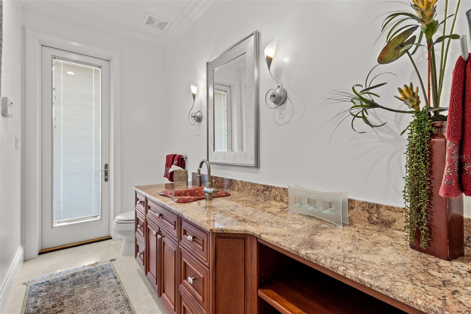 TB8372318 Property Photo