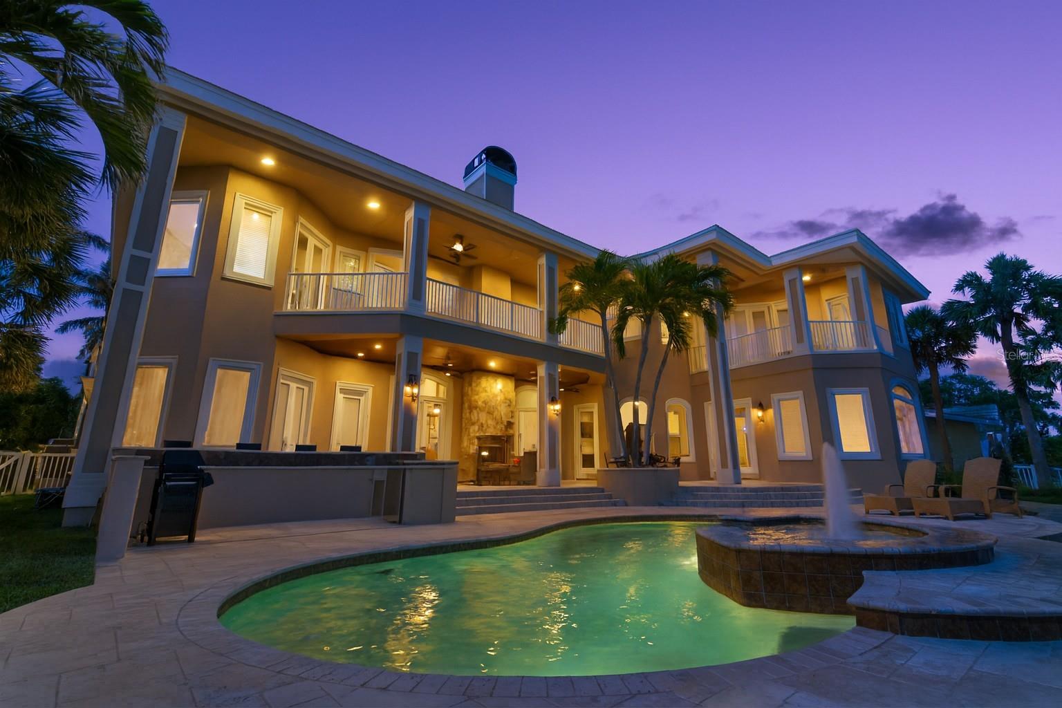 TB8372318 Property Photo