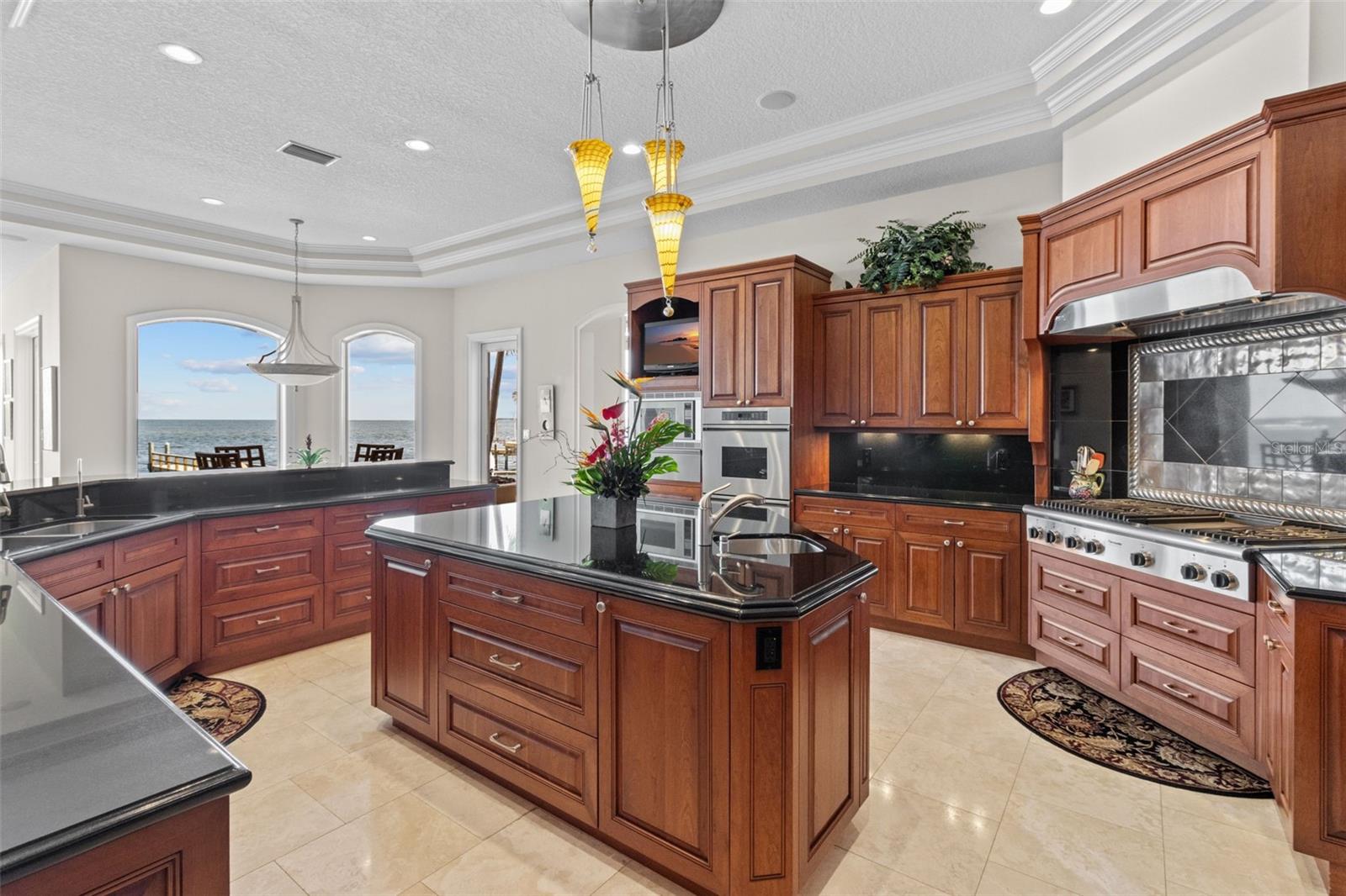 TB8372318 Property Photo