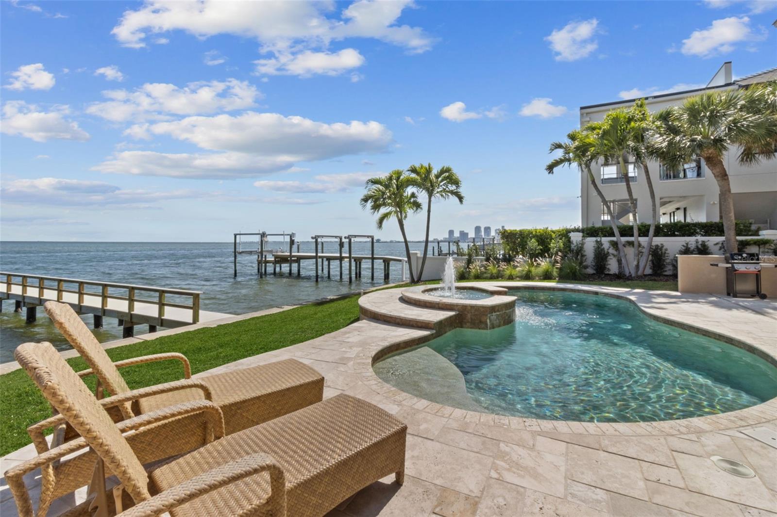 TB8372318 Property Photo