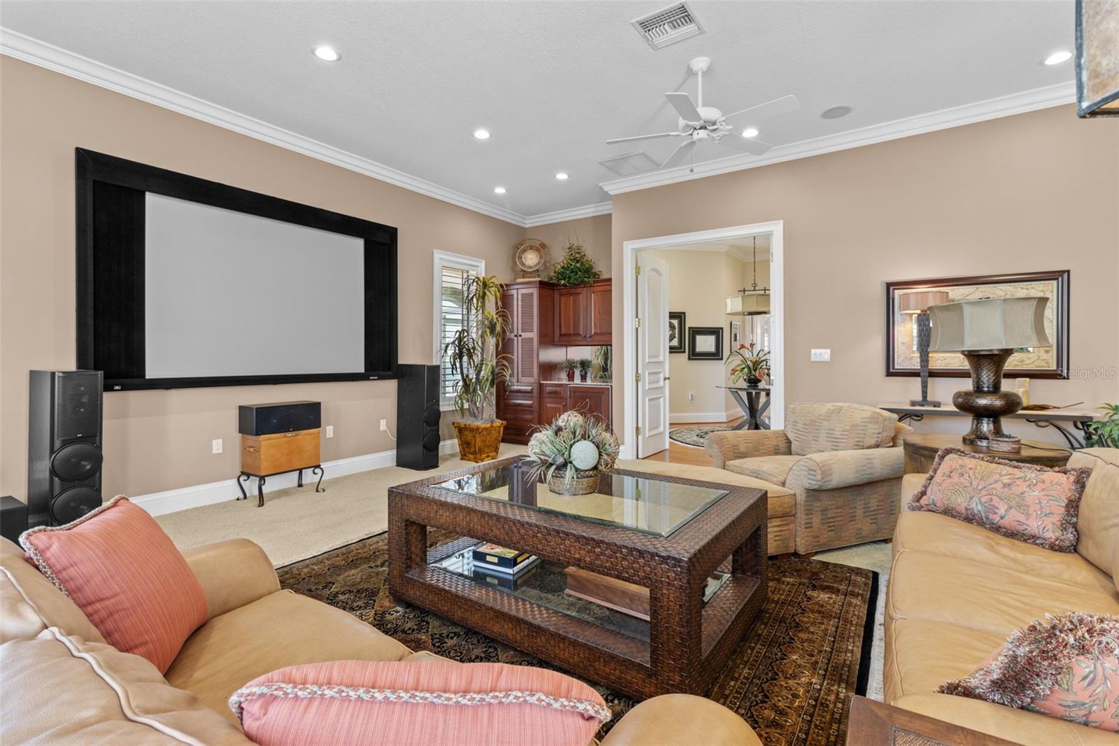 TB8372318 Property Photo