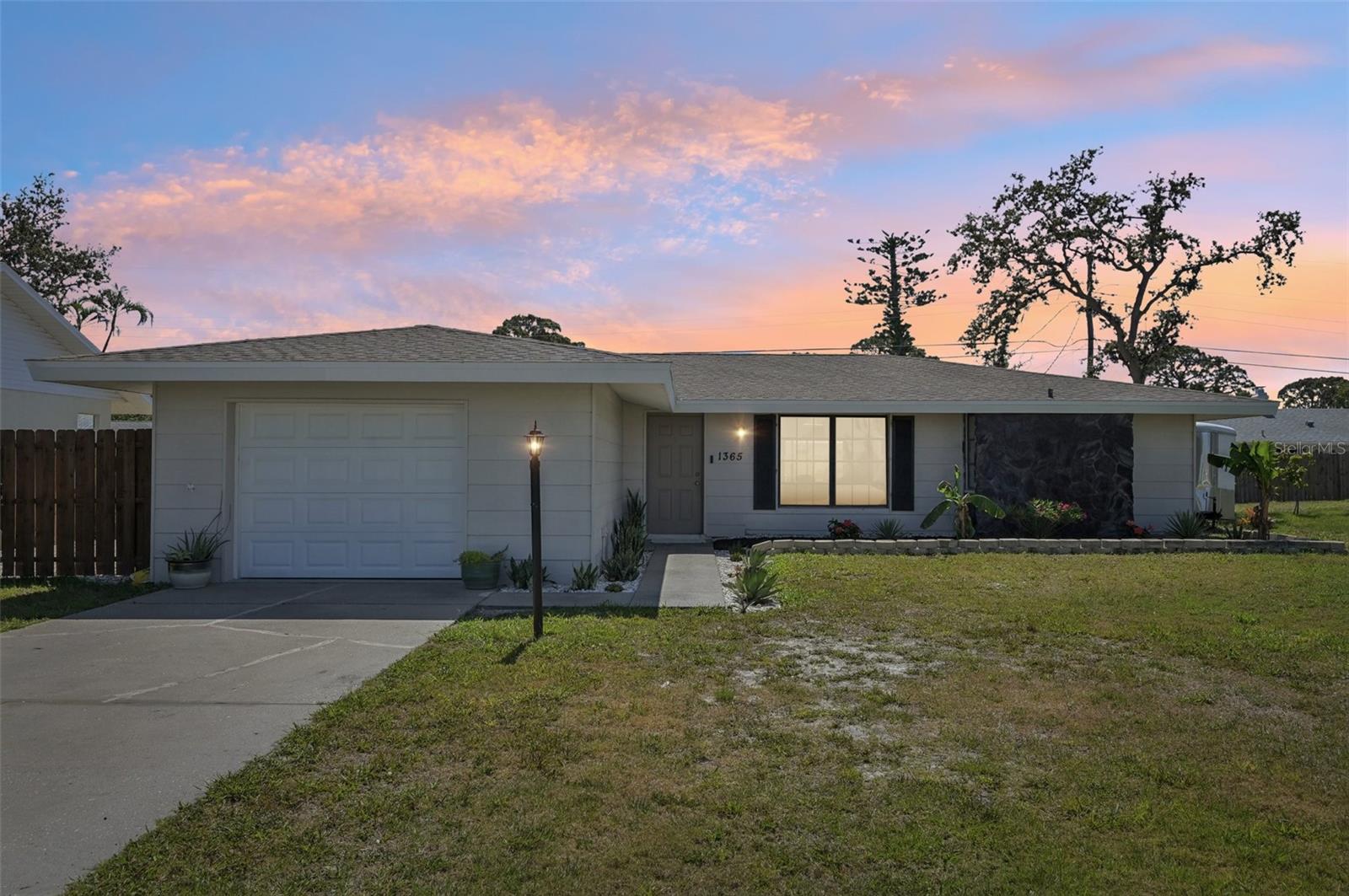 1365 SUSSEX RD, VENICE, FL, 34293