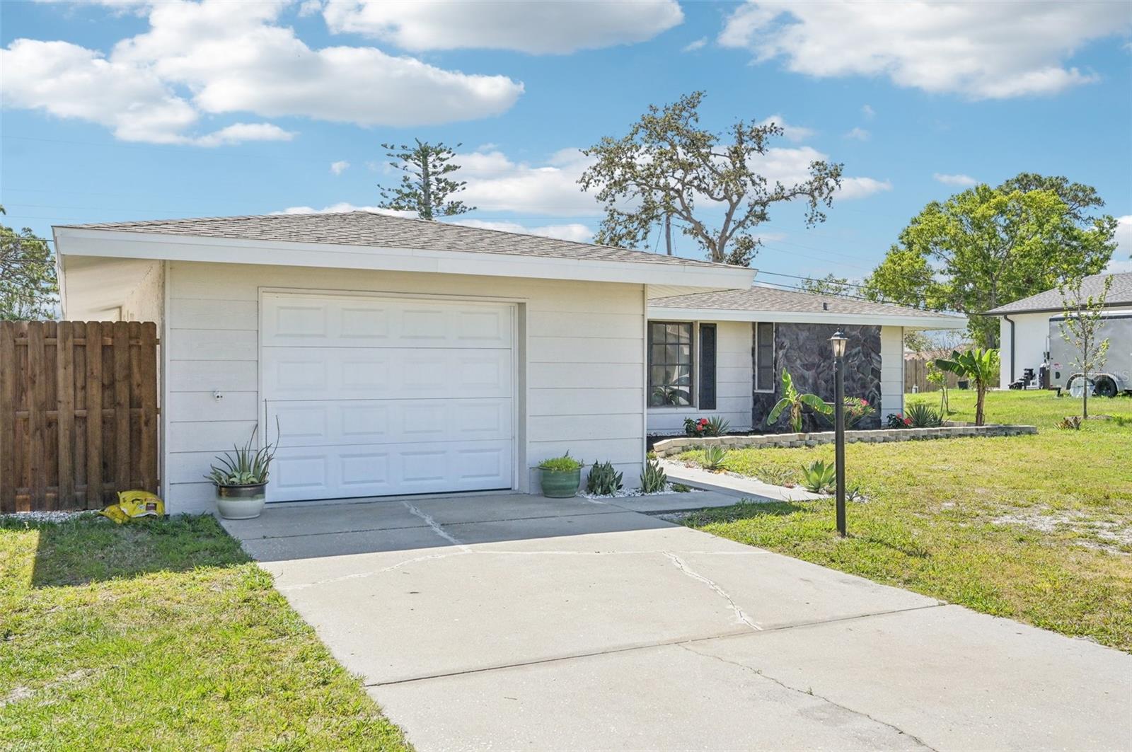 1365 SUSSEX RD, VENICE, FL, 34293