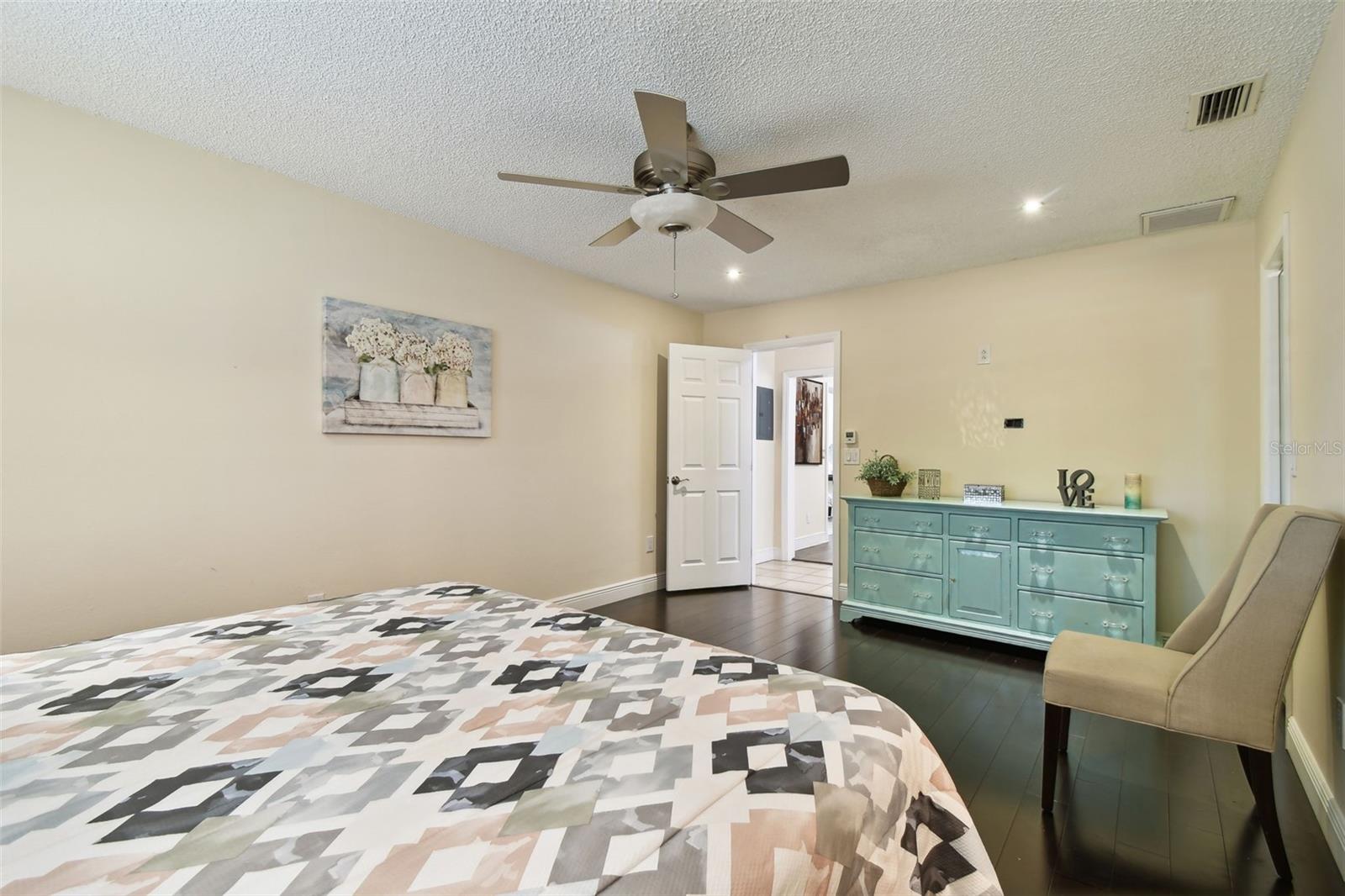 4161 ROLLING SPRINGS DR, TAMPA, FL, 33624