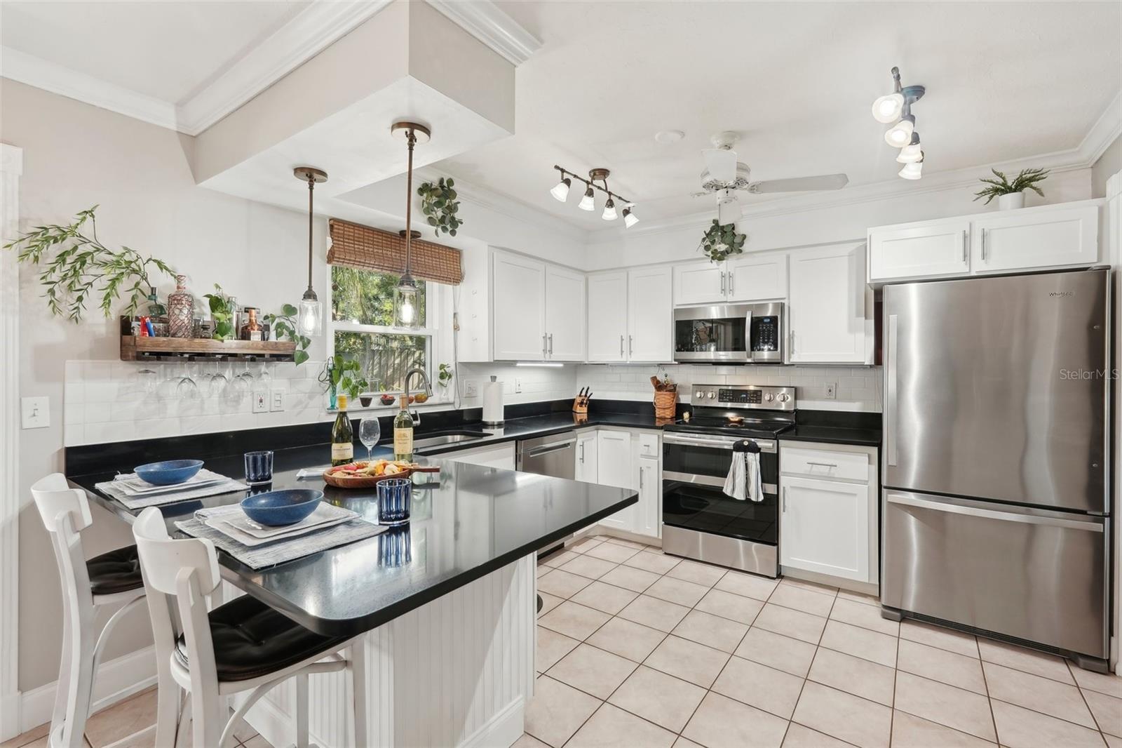 5728 WHISTLEWOOD CIR, SARASOTA, FL, 34232