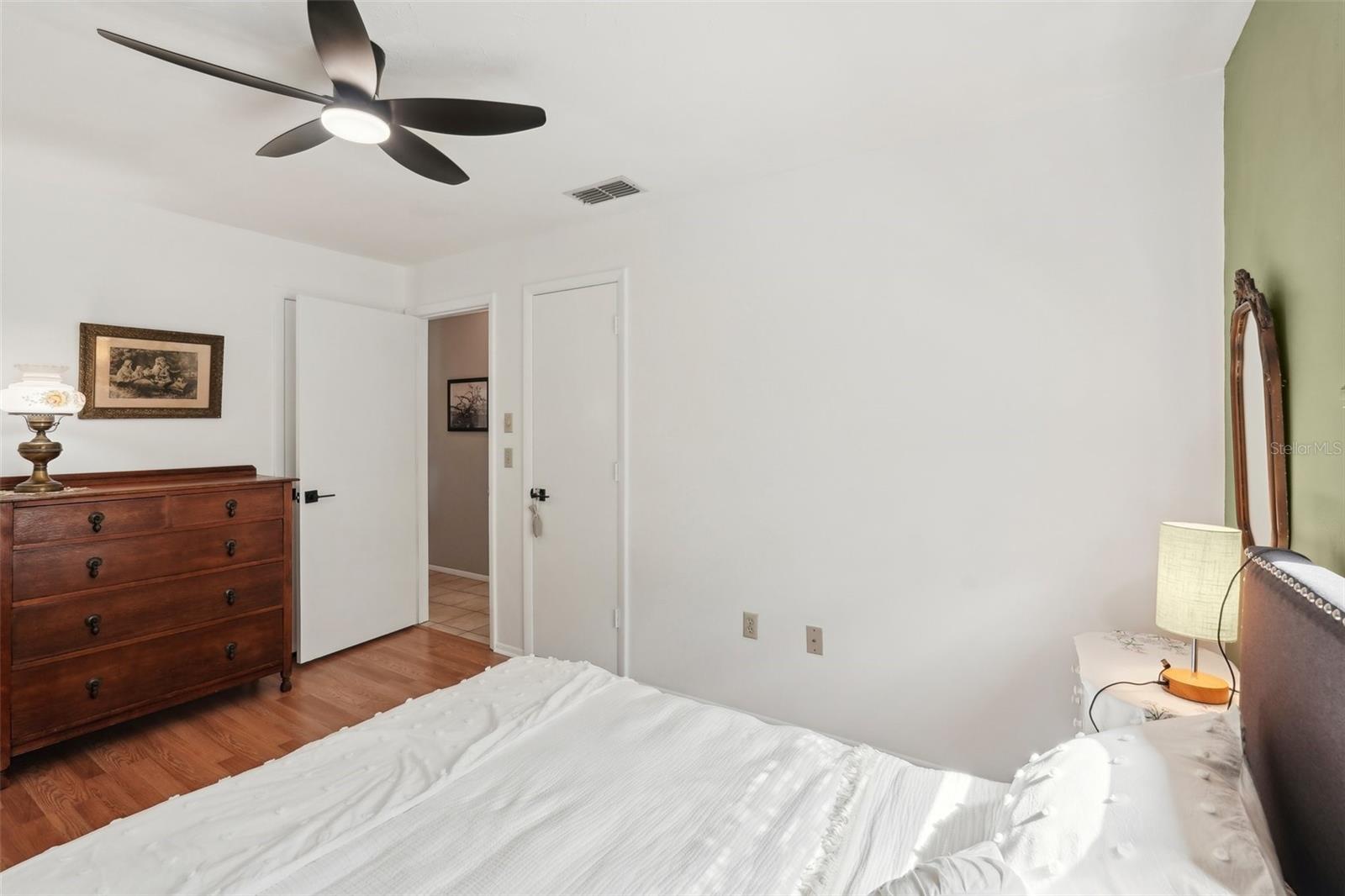 5728 WHISTLEWOOD CIR, SARASOTA, FL, 34232