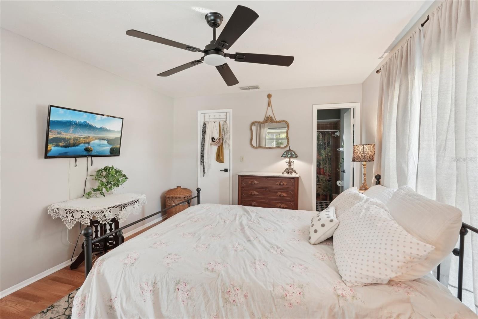 5728 WHISTLEWOOD CIR, SARASOTA, FL, 34232